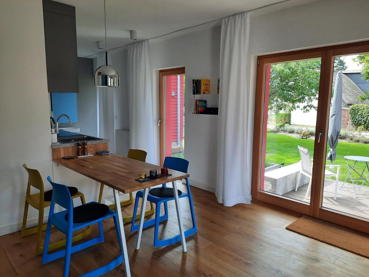 Ferienwohnung Rote Kate Born Exterior photo